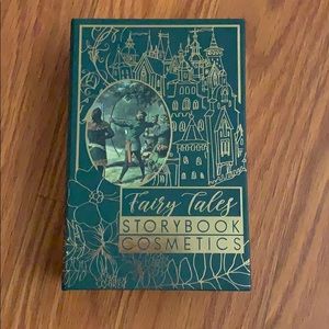 Storybook Cosmetics Robin Hood eyeshadow palette